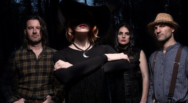 BIRDEATSBABY – Dark-Cabaret/Gothic-Pop/Progressive-Punk aus Brighton / UK live im JuZ Leer BIRDEATSBABY – Dark-Cabaret/Gothic-Pop/Progressive-Punk aus Brighton / UK live im JuZ Leer
